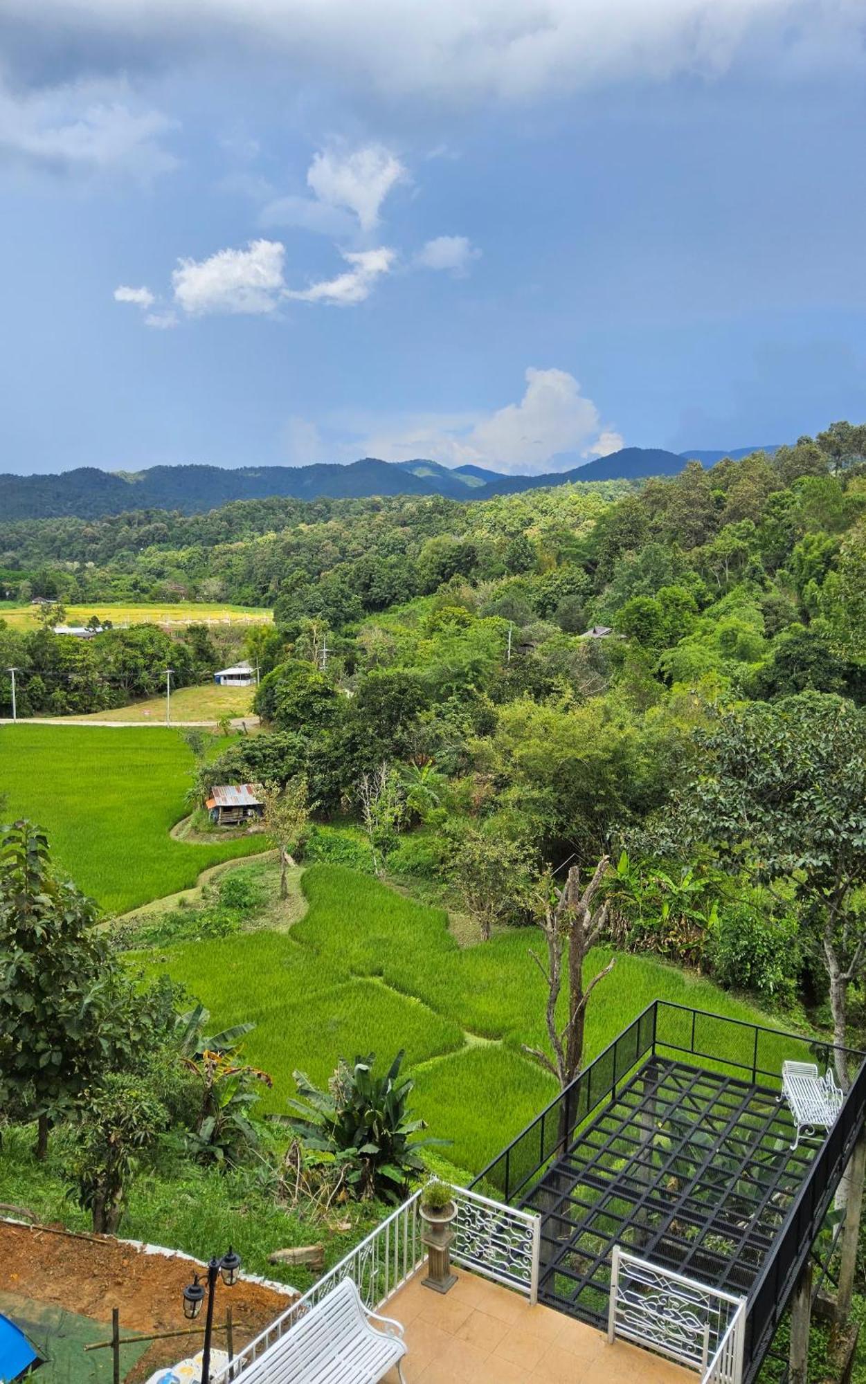 Balmy Hideout Cafe & Homestay Ban Huai Kaeo Exterior foto